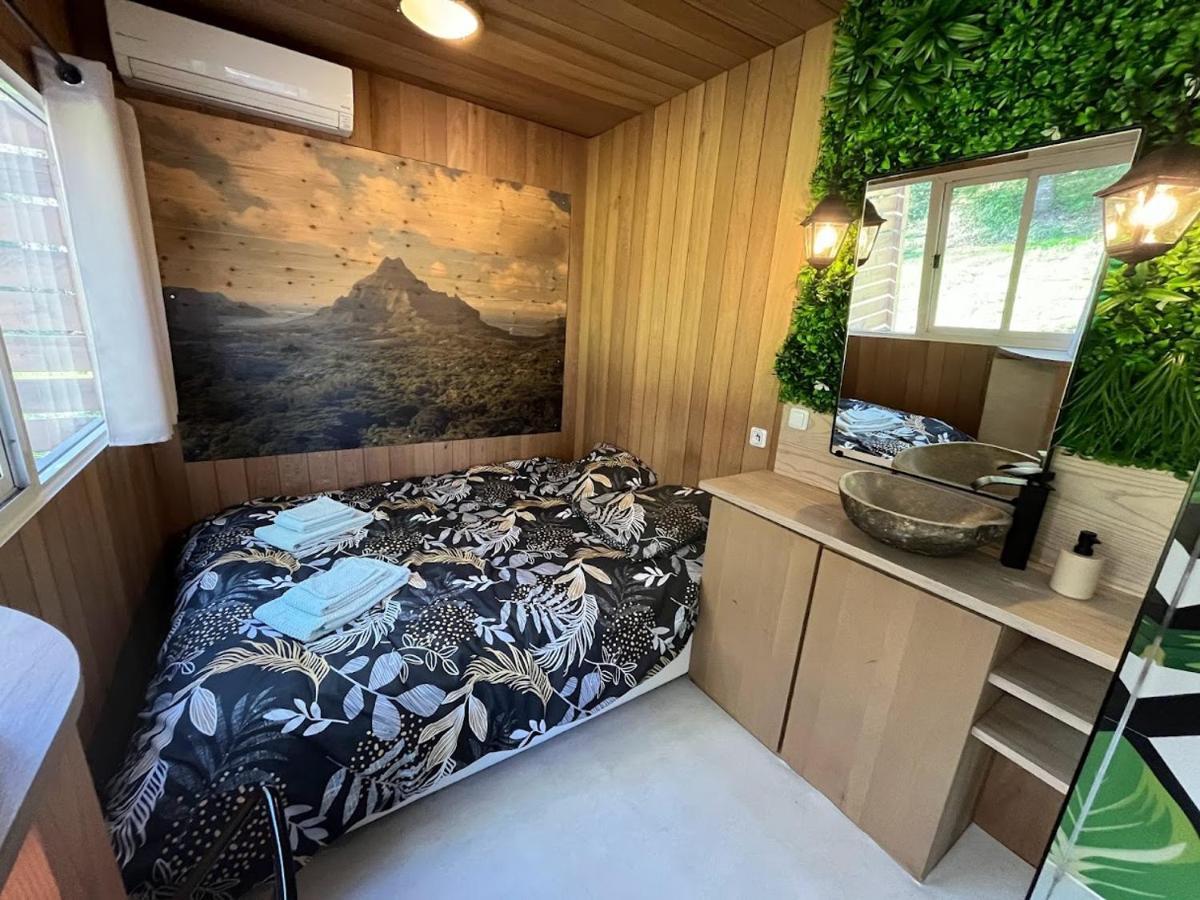 La Cabane Du Champ Du Possible Uxeau Экстерьер фото